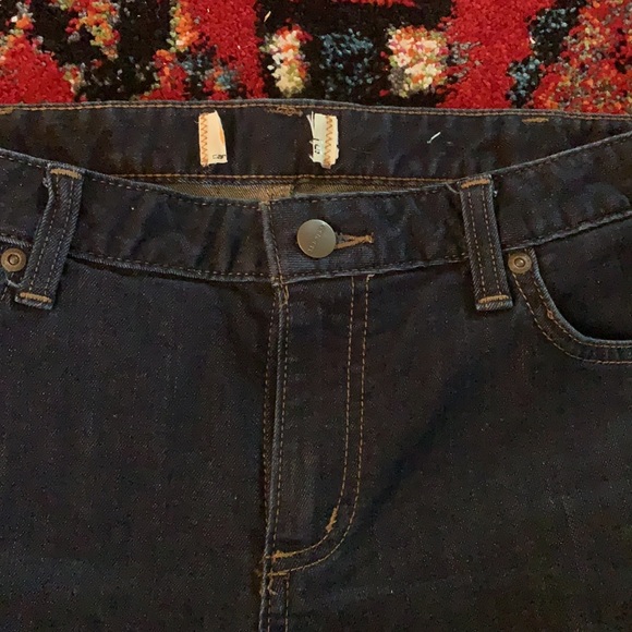 Carhartt- Slim Fit Layton Bermuda Short - Picture 6 of 9